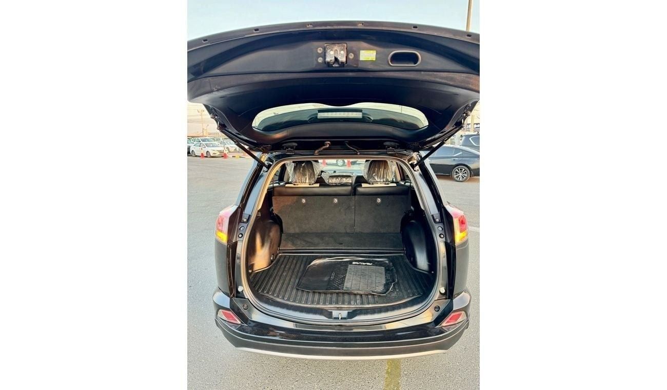 تويوتا راف ٤ 2017 HYBRID LIMITED SUNROOF FULL OPTION UAE PASS