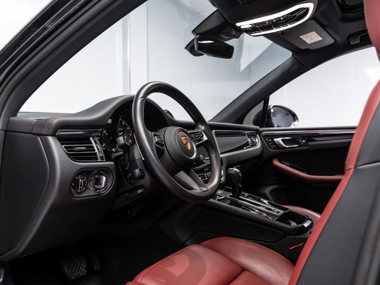بورش ماكان S 2023 PORSCHE MACAN S| WARRANTY 2026 | THE BLACKLINE STANDARD