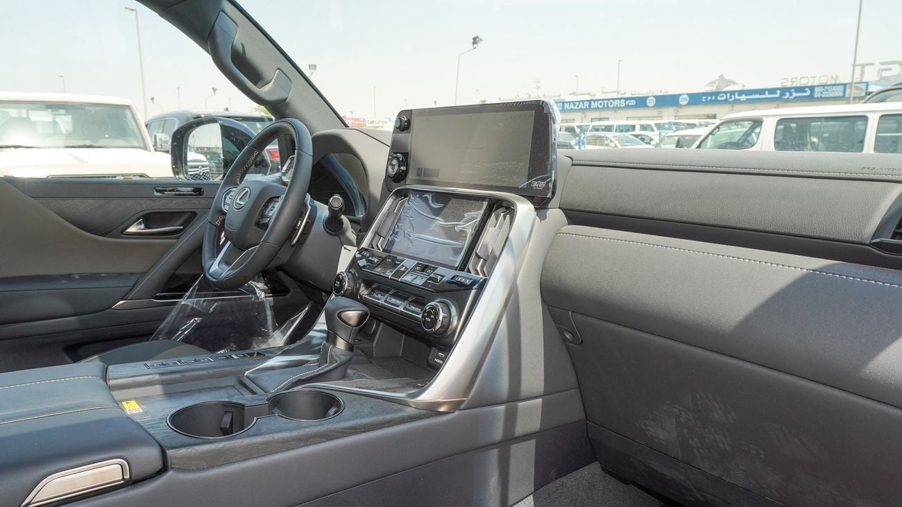 Lexus LX600 OVERTRAIL 3.5L V6