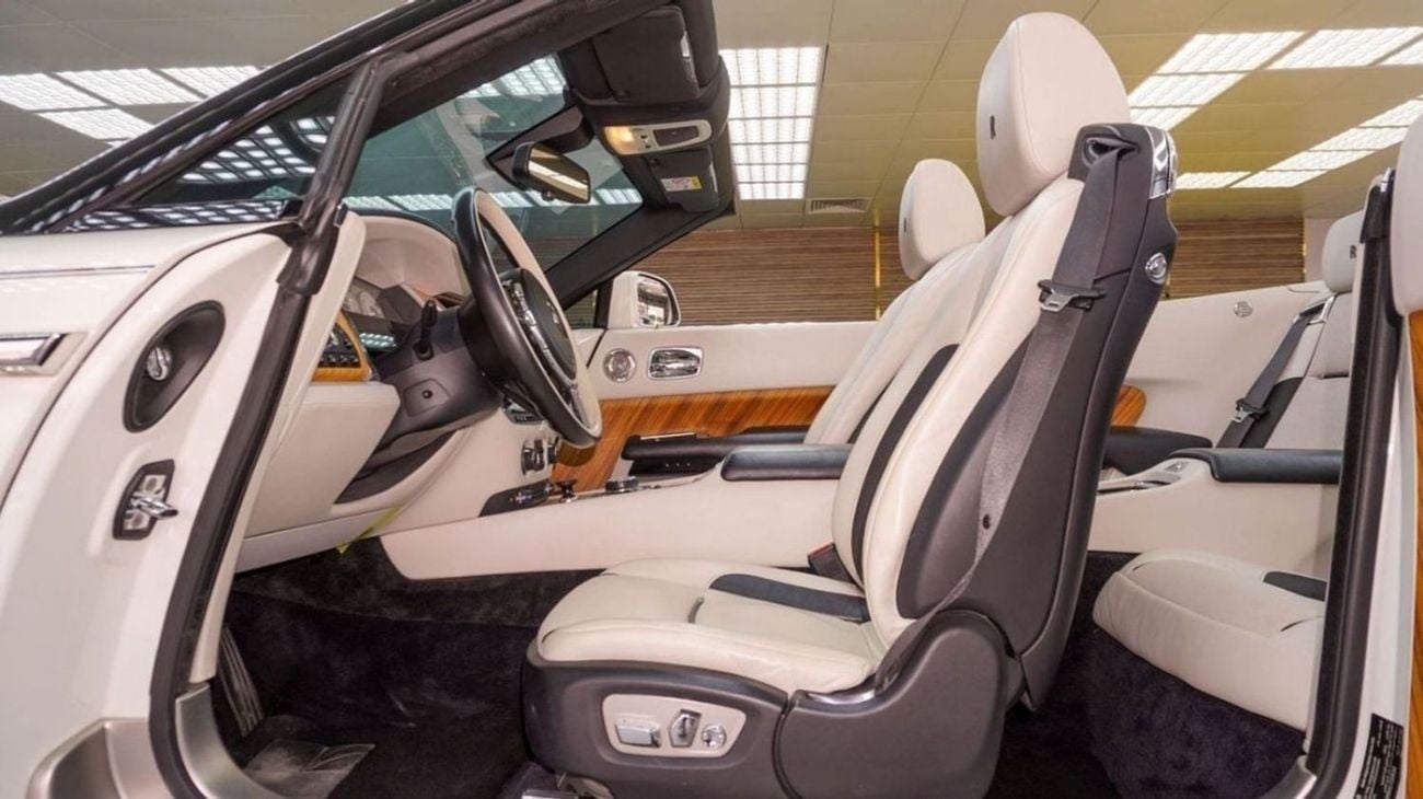 Rolls Royce Dawn  Rolls-Royce Dawn 2017 GCC specs