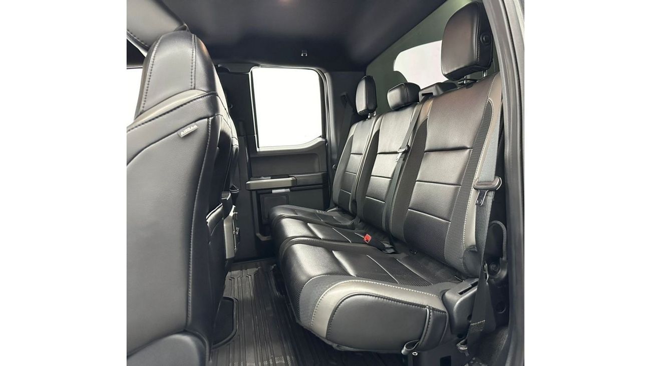 فورد إف-150 رابتور 2020 Ford F-150 Raptor, June 2025 Ford Warranty, Nov 2026 Ford Service Pack, Low Kms, GCC