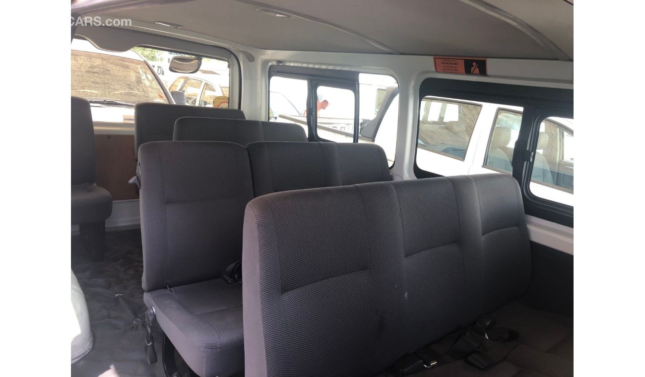 Toyota Hiace Toyota Hiace Bus 13 seater,model:2016. Excellent condition
