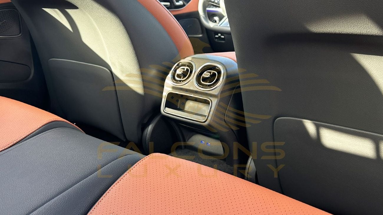 Mercedes-Benz C 200 Mercedes-Benz C200 AMG Premium GCC EQ Boost RWD 0 Km DEALER WARRANTY 5 YEARS