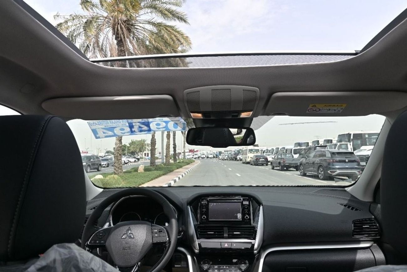 ميتسوبيشي إكلبس كروس 1.5L PETROL 4X4 FULL OPTION 2024