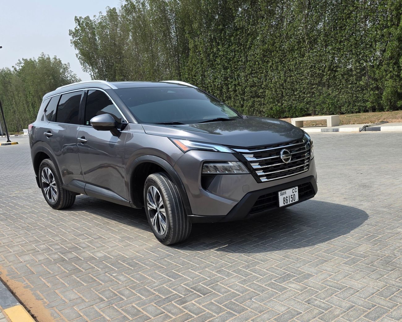 نيسان روج SV 2.5L CVT