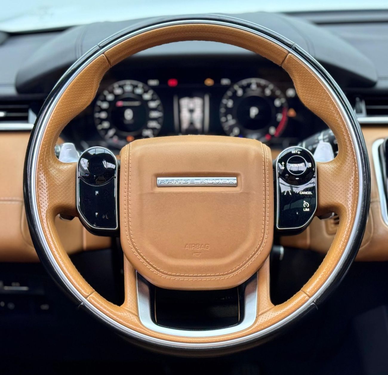 لاند روفر رينج روفر فيلار 2018 Range Rover Velar HSE R-Dynamic, 1 Year Warranty, Full Service History, GCC