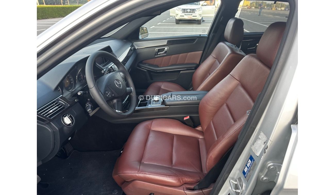 مرسيدس بنز E300 موديل 2010 خليجي حاله ممتازه من الداخل والخارج