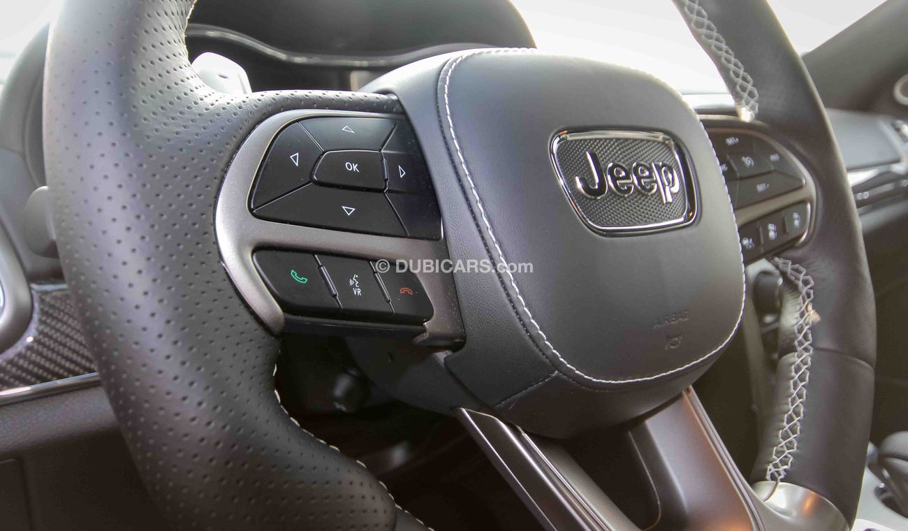 جيب جراند شيروكي SRT