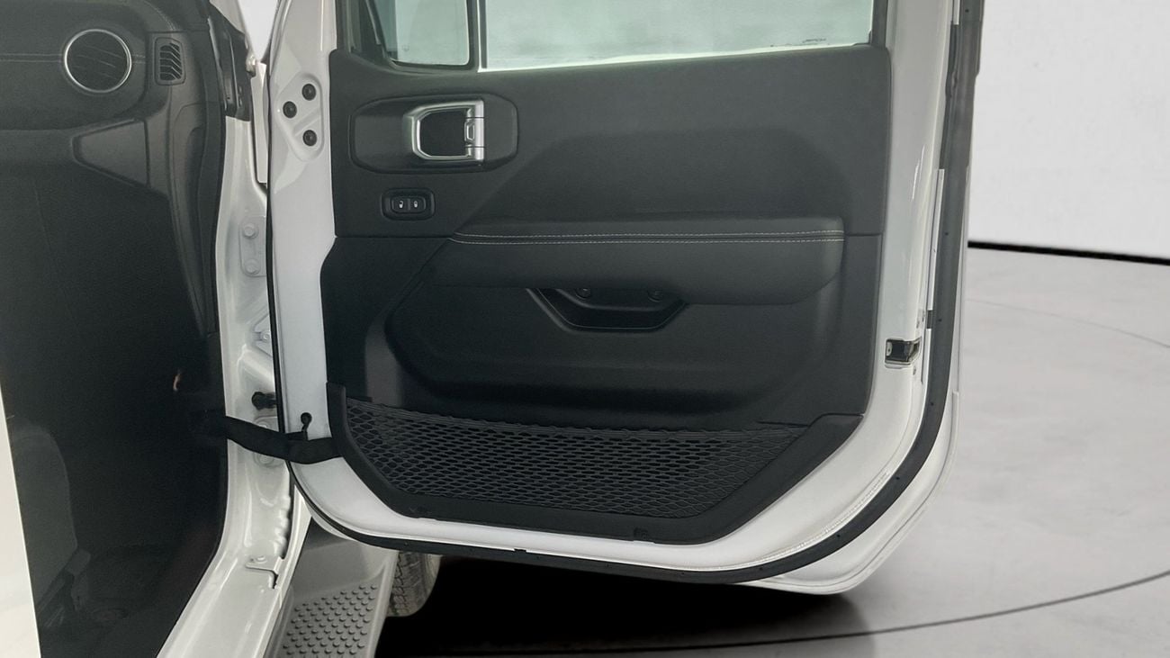 جيب رانجلر Sahara | upto AED 20,000 Ramadan Discount | شامل الضمان | 0 ﺪﻔﻋﺓ ﺃﻮﻟﻯ