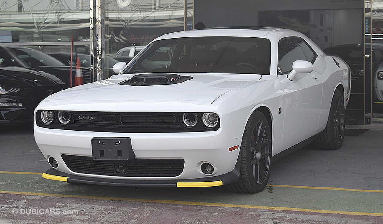 دودج تشالينجر Scatpack Shaker 2019, 392 HEMI, 6.4L V8 GCC, 0km with 3 Years or 100,000km Warranty