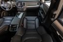 فولفو XC 90 MOMENTUM