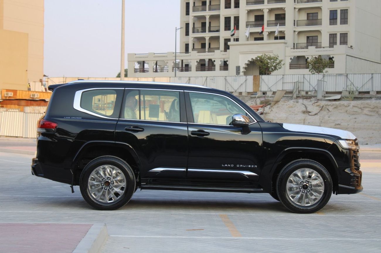 تويوتا لاند كروزر TOYOTA LANDCRUISER 4.0 VX-V V6 2025 BLACK BIEGE