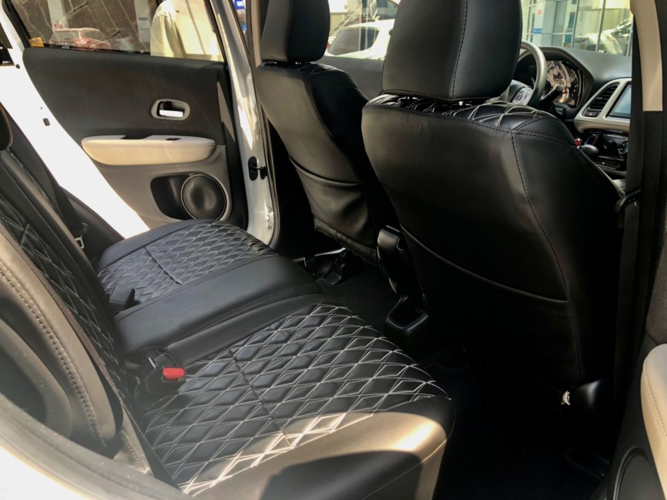 Honda HRV EX Honda HR-V 2021 GCC Specs ، 1.8L ,LOW MILEAGE , GOOD CONDITIO