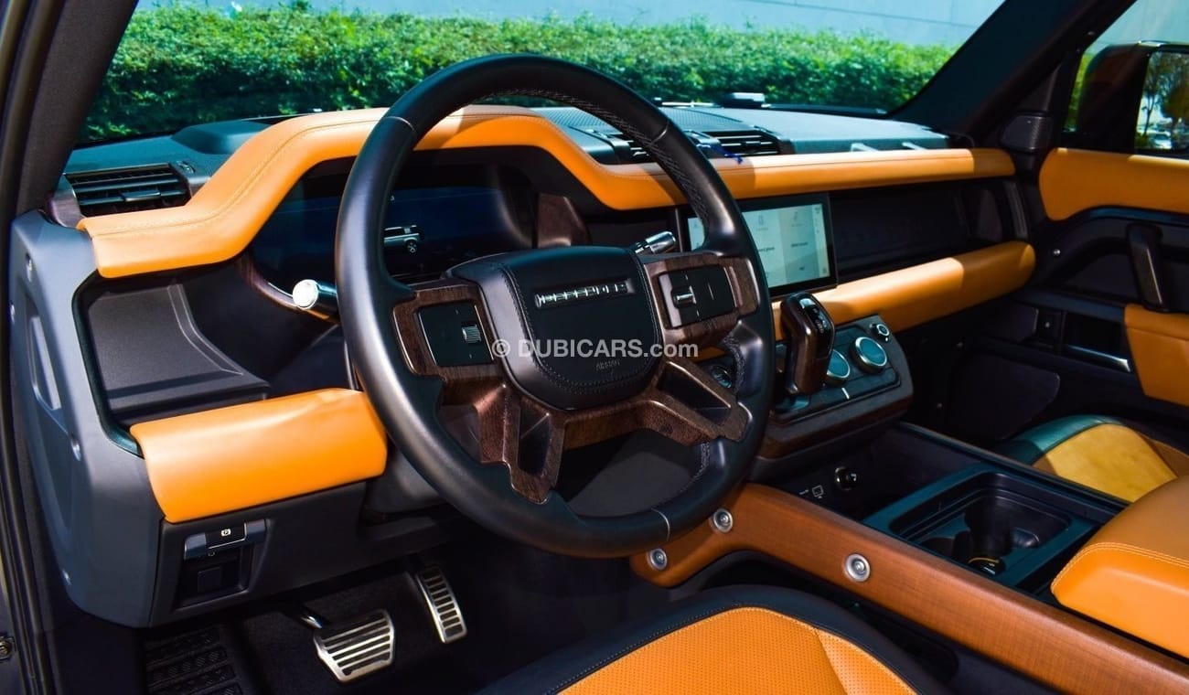 Land Rover Defender LAND ROVER DEFENDER 2021-AL TAYER WARRANTY