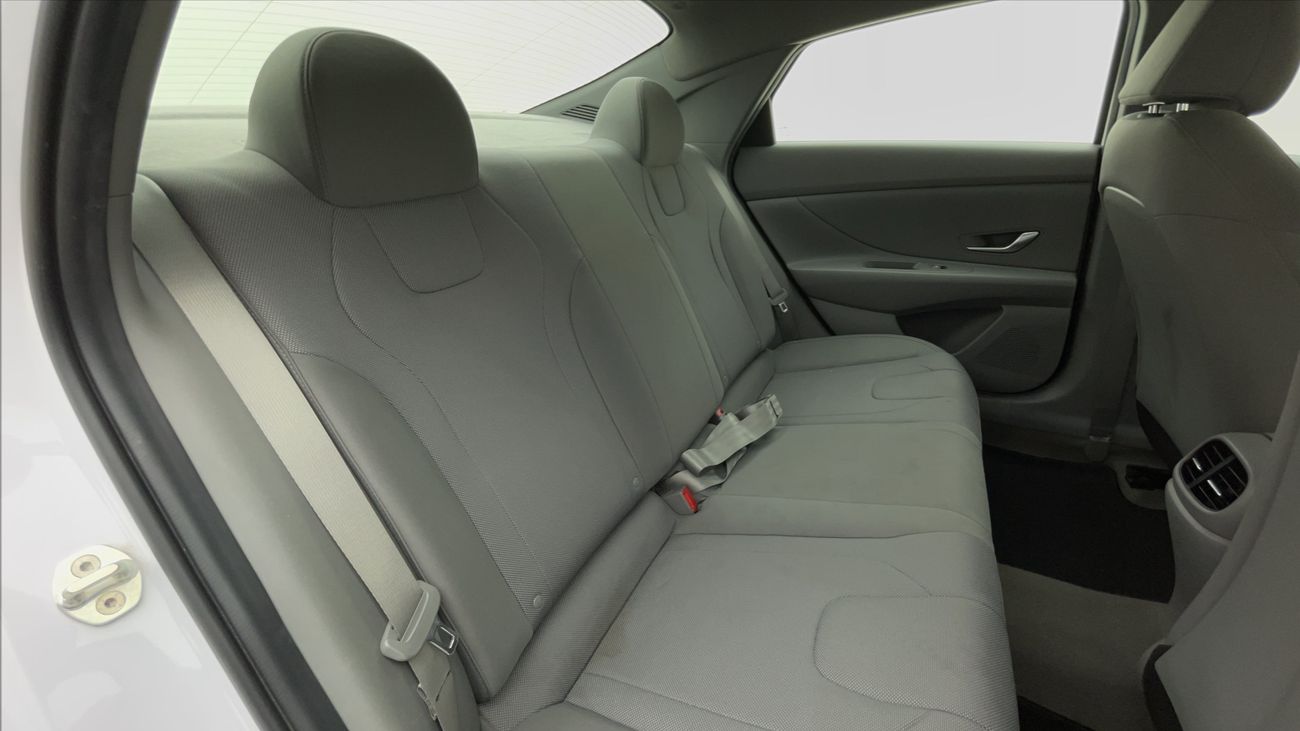 Hyundai Elantra SMART 1.6 | Zero Down Payment | Home Test Drive