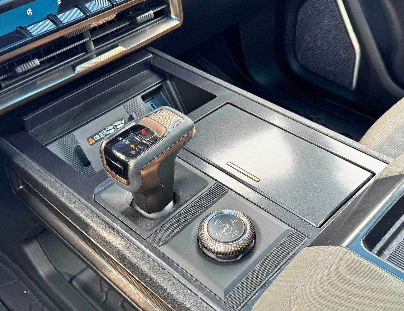 جي أم سي همر EV FIRST EDITION  1.5L / ELECTRIC / 360* CAMERA / PANORAMIC ROOF (CODE # 69055)