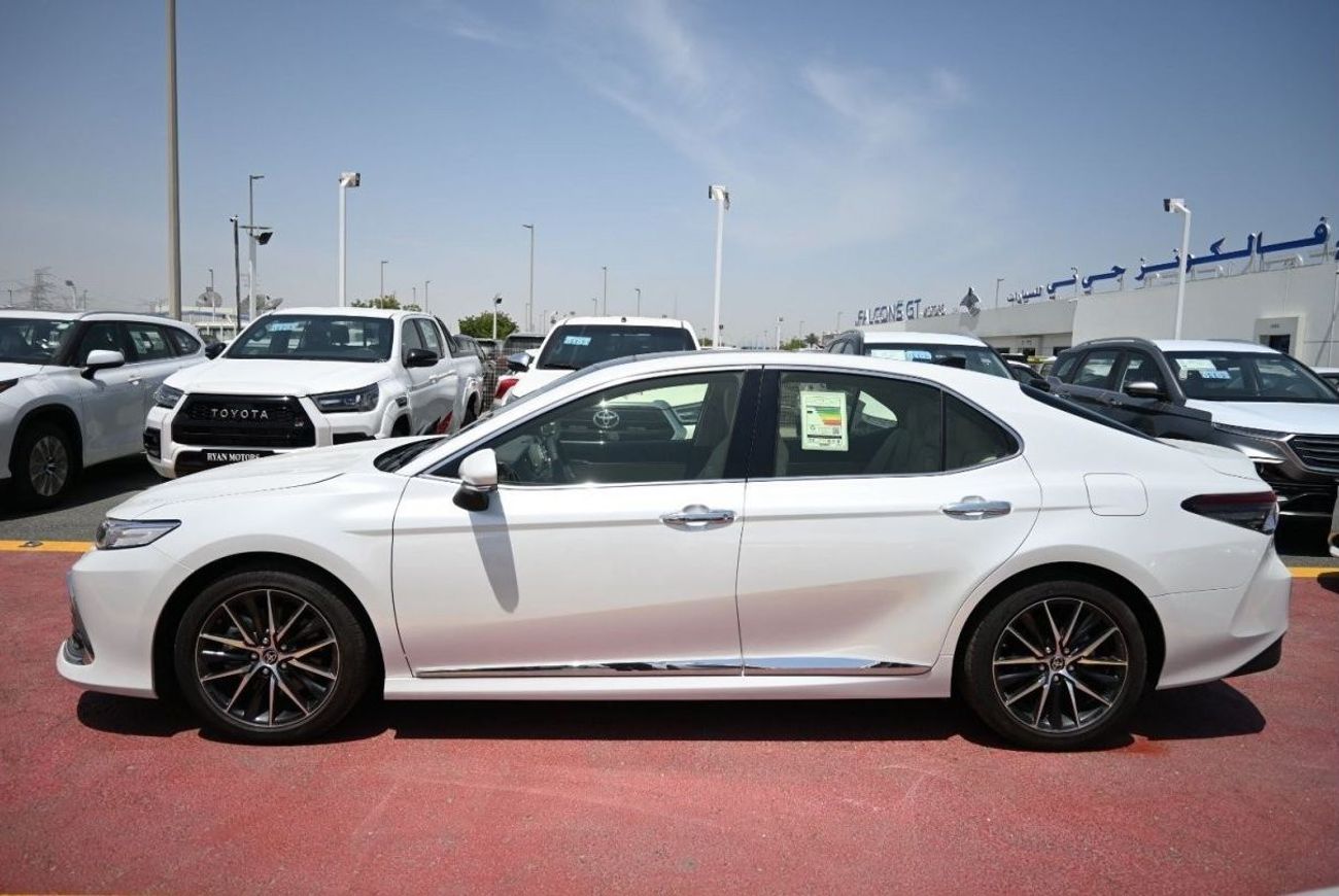 Toyota Camry Toyota Camry Limited 3.5L Petrol, V6, Sedan, FWD, 4Doors Features: Panoramic Roof, Radar, Cruise Con