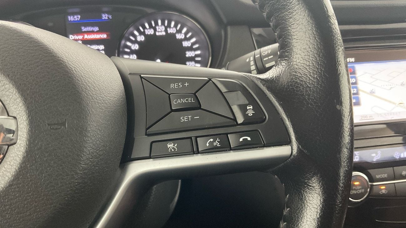 نيسان إكس تريل 2.5 SL 4WD 7STR AUTO LANE DEPARTURE | شامل الضمان | 0 ﺪﻔﻋﺓ ﺃﻮﻟﻯ