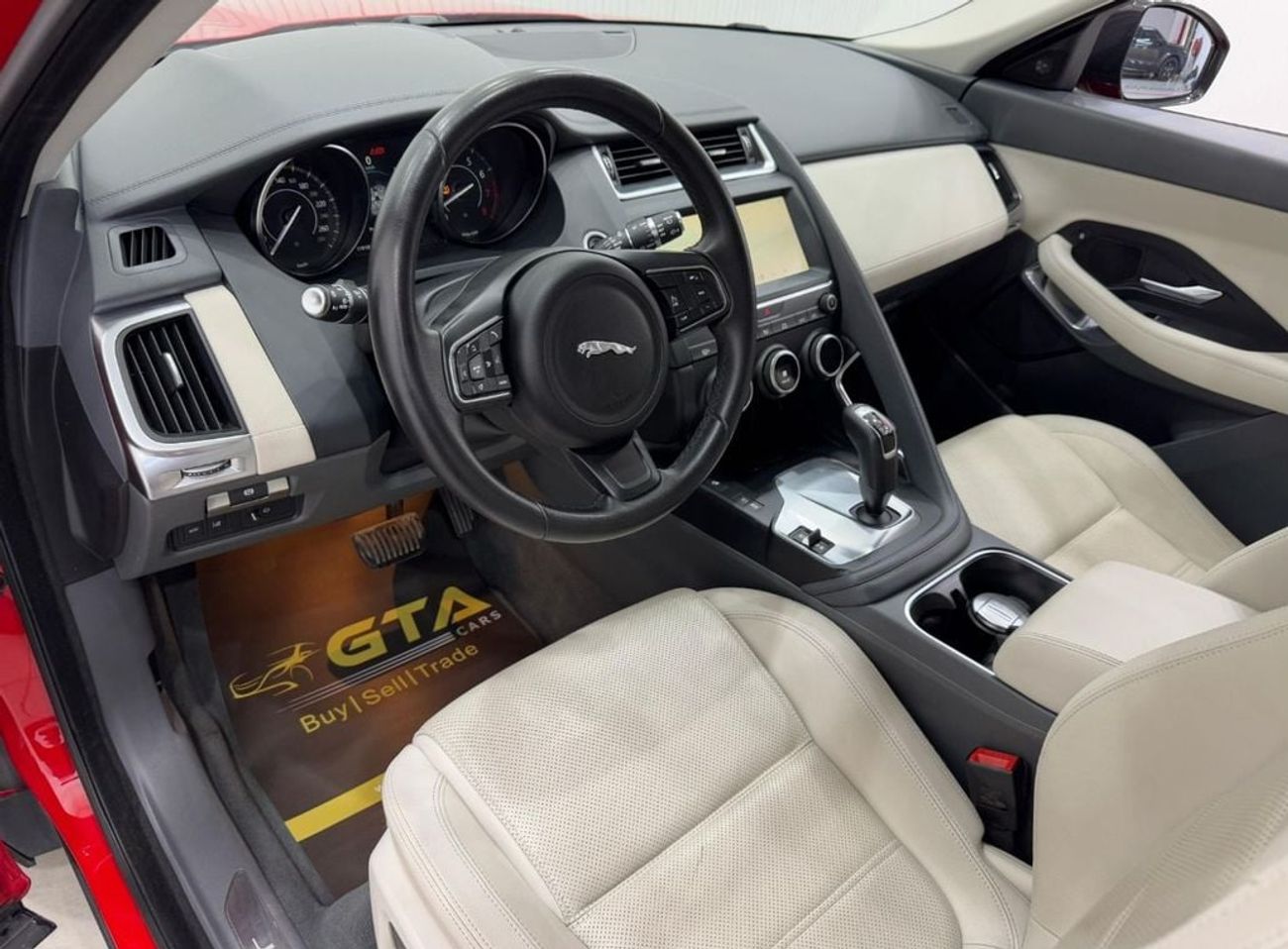 جاكوار E Pace SE P200 2.0L 2019 Jaguar E Pace P200, One Year Unlimited Km Warranty, Full Service History, GCC