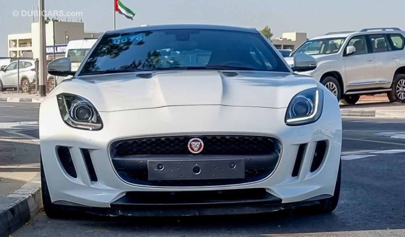 جاغوار F-Type V6 3.0L Super Charged Full Service History GCC