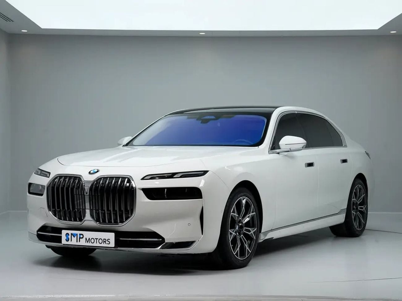 BMW 735i BUSINESS EXCELLENCE 735i GCC Specs