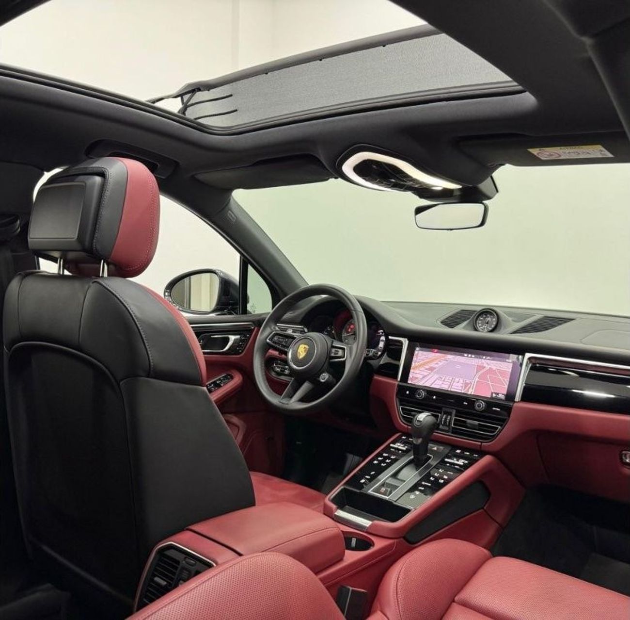 Porsche Macan Base 3.0T *Appointment Only* 2024 Porsche Macan S, 5 Years Porsche Warranty, Full Options, Very Low