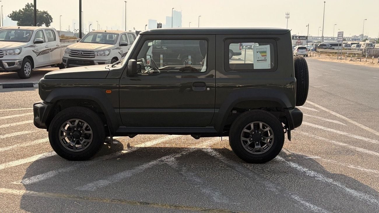 Suzuki Jimny 1.5 4 Cyl. Manual .petrol .SUV /Crossover Four Wheel Drive .4 Seat