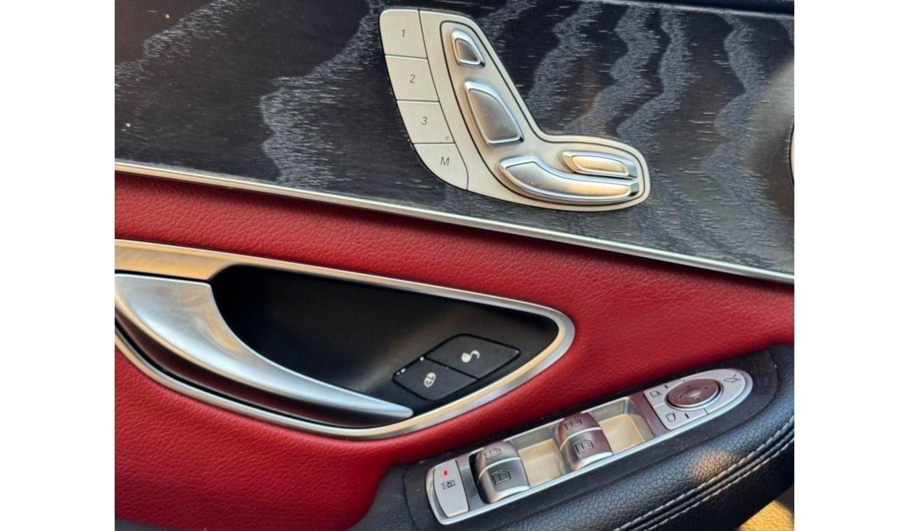 مرسيدس بنز C 200 Mercedes C200 2019 2.0 L GCC, original paint accident-free in excellent condition, 1794 P.M