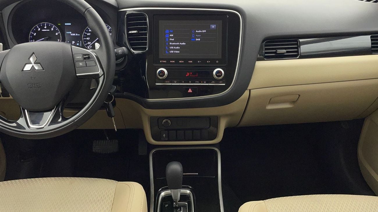 ميتسوبيشي آوتلاندر 2.4L 2023 | 0 DP | 955/Month | 30 Day Return | Service History