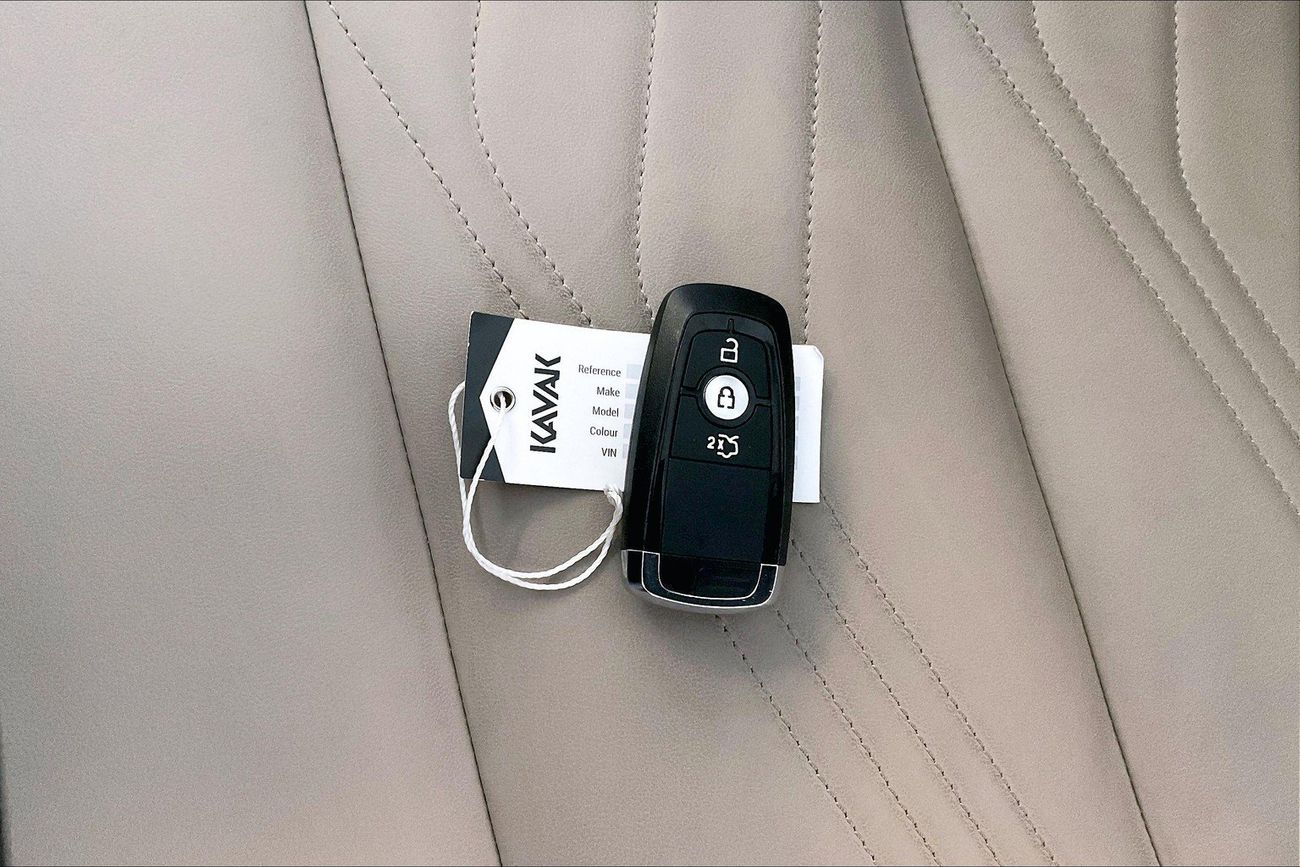 فورد ايفرست XLT | شامل الضمان | 0 ﺪﻔﻋﺓ ﺃﻮﻟﻯ