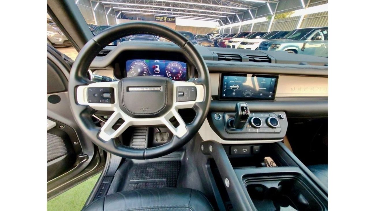 لاند روفر ديفندر P400 90 HSE Warranty one year