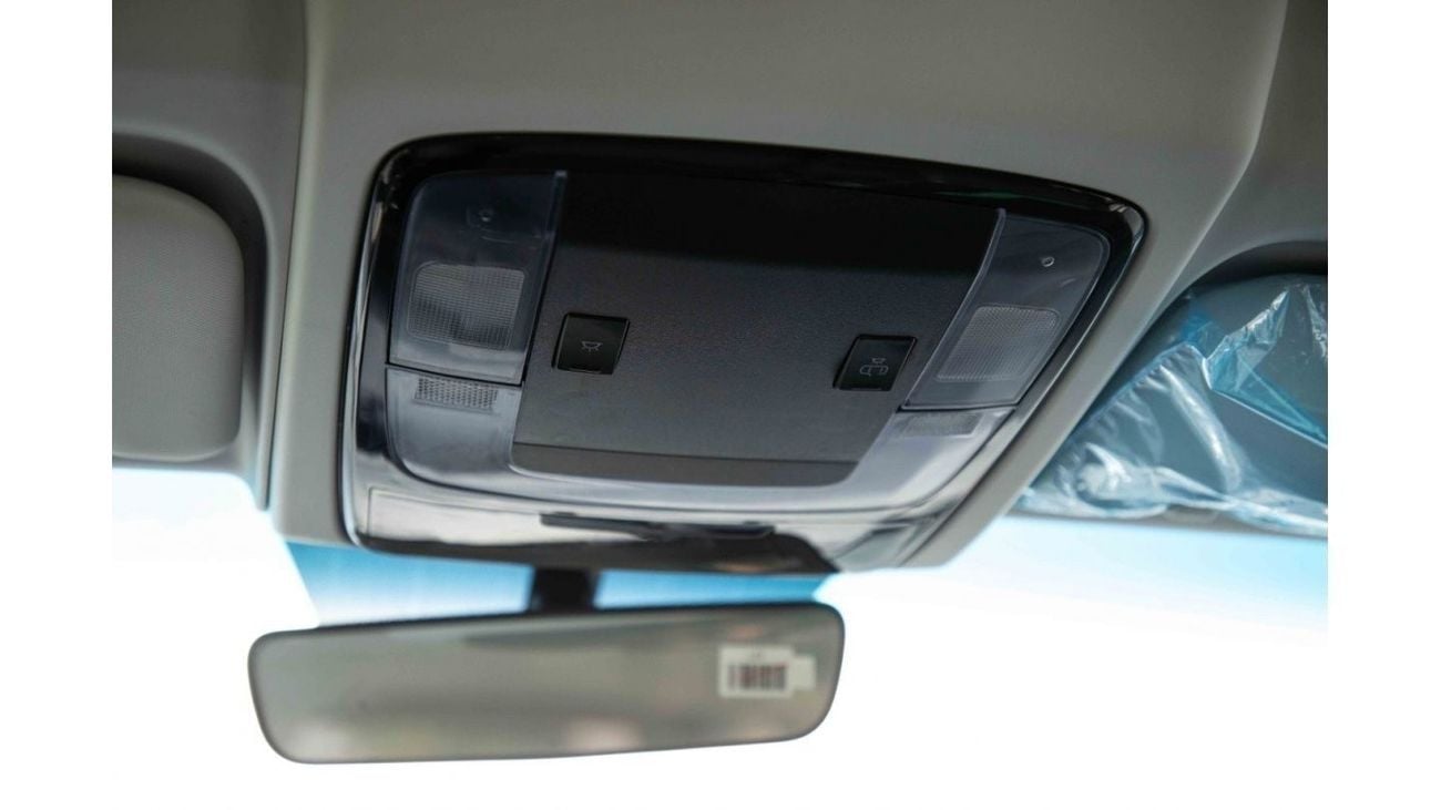 Hyundai Staria 2023 Hyundai Staria 3.5 11STR - White inside Black | Export Only