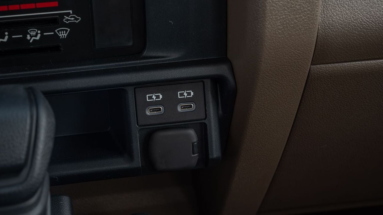 Toyota Land Cruiser 76 TOYOTA LANDCRUISER76 HARDTOP 2.8 AT -2025YM