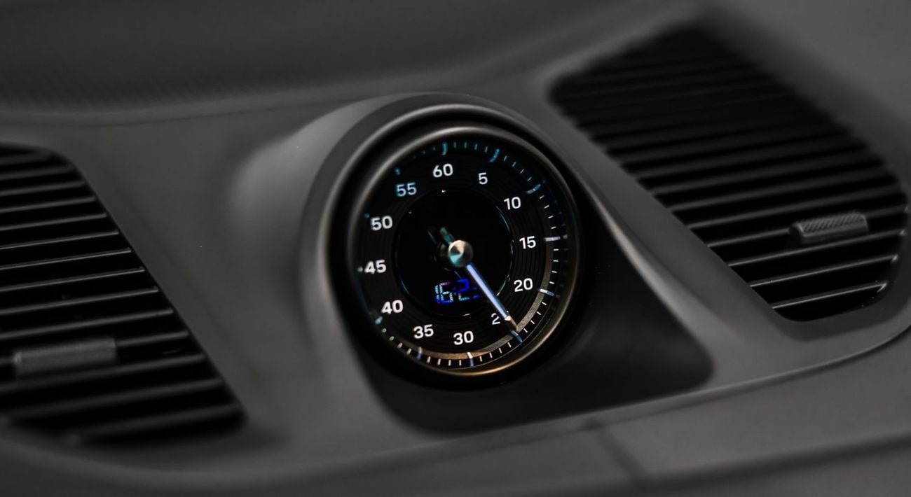 بورش كايان 2024 Porsche Cayenne, 2026 Porsche Warranty, Carbon Fibre Interior, New Car, GCC