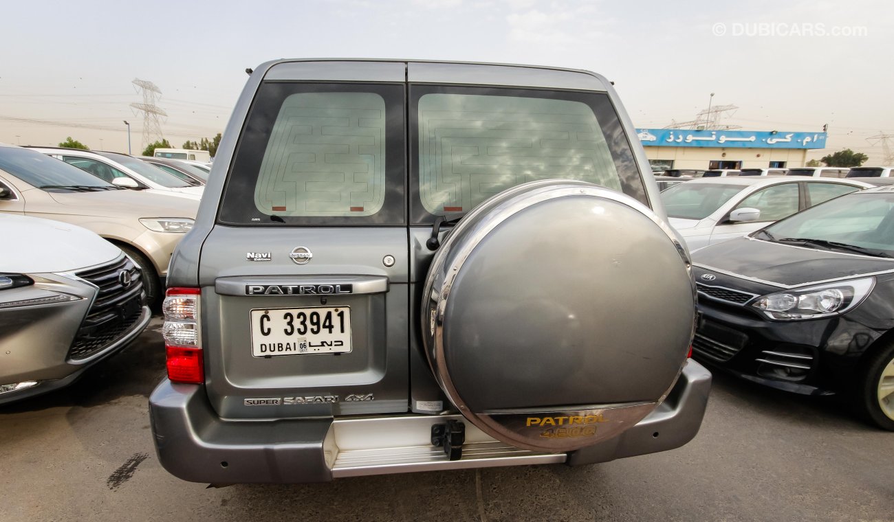 Nissan Patrol Safari Navi Edition