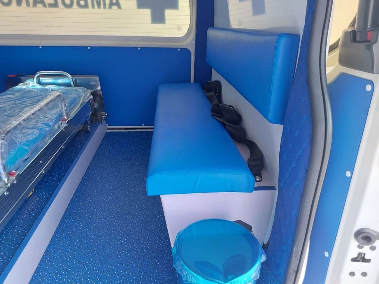 Toyota Hiace TOYOTA HIACE VAN AMBULANCE RHD 2019 MODEL 2.8 L DIESEL AUTOMATIC(PM03504)