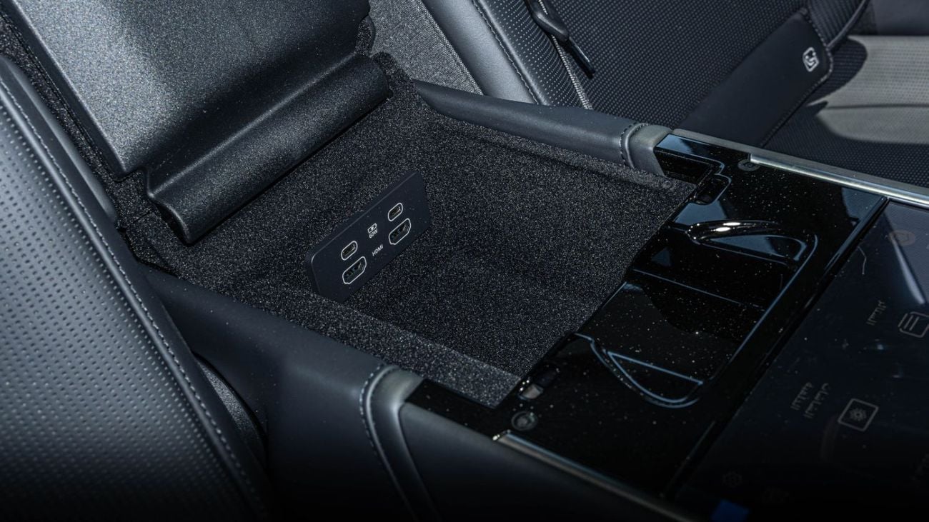 لاند روفر رينج روفر Range Rover SV P615 SWB 2026