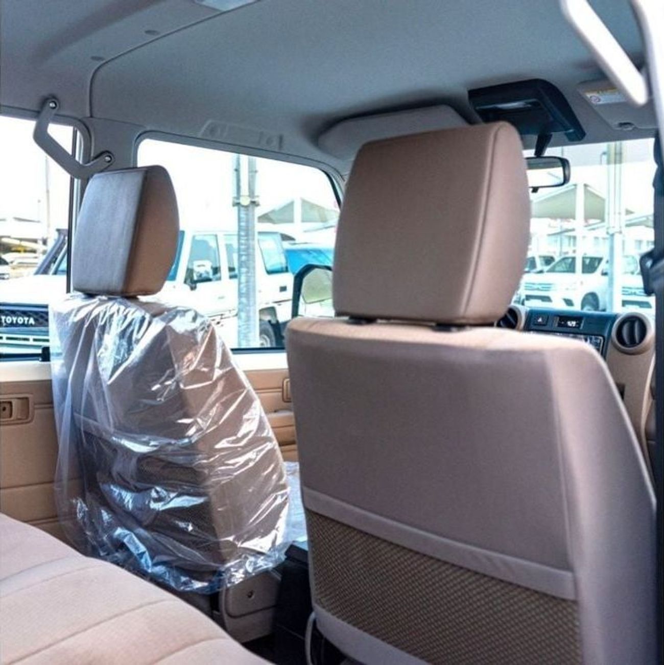 Toyota Land Cruiser Pick Up LX 79 2.8 Diesel || MT || 2025