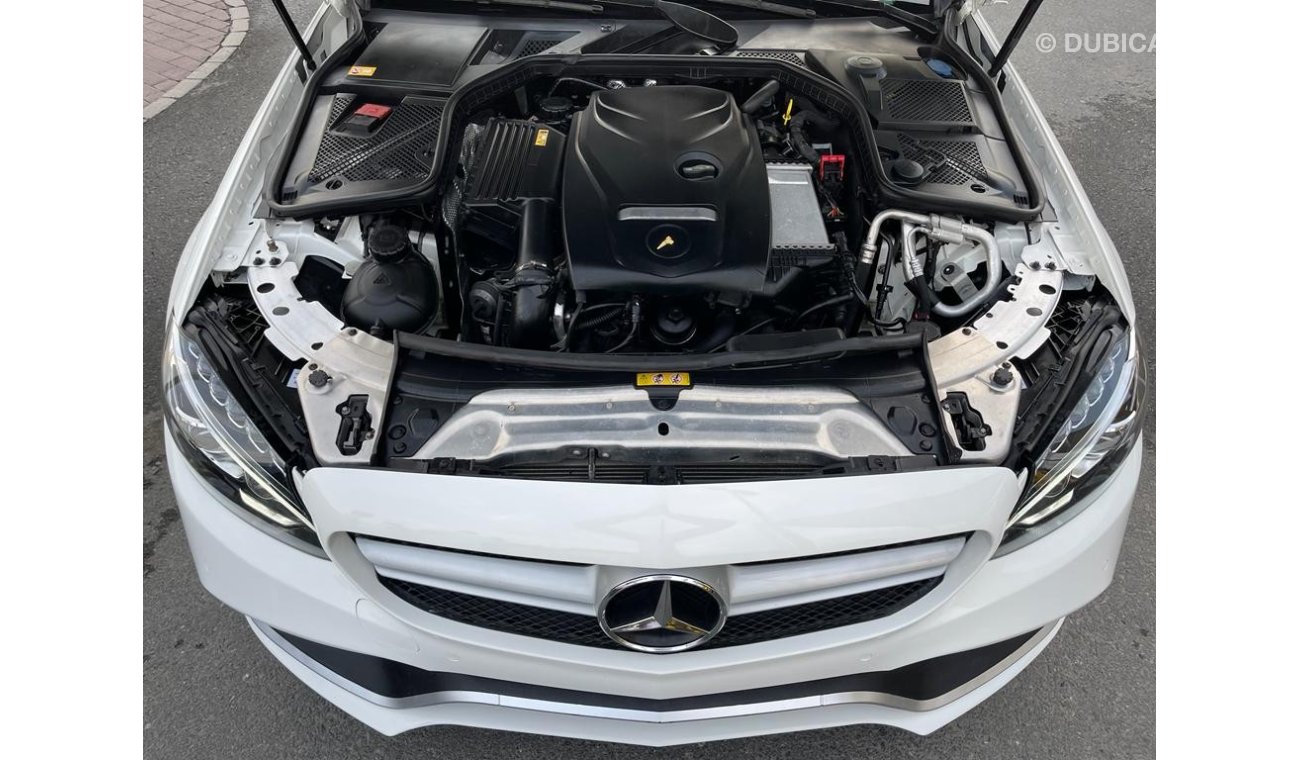 Mercedes-Benz C 300 Luxury Mercedes C300_Canadian_2015_Excellent_Condition _Full option