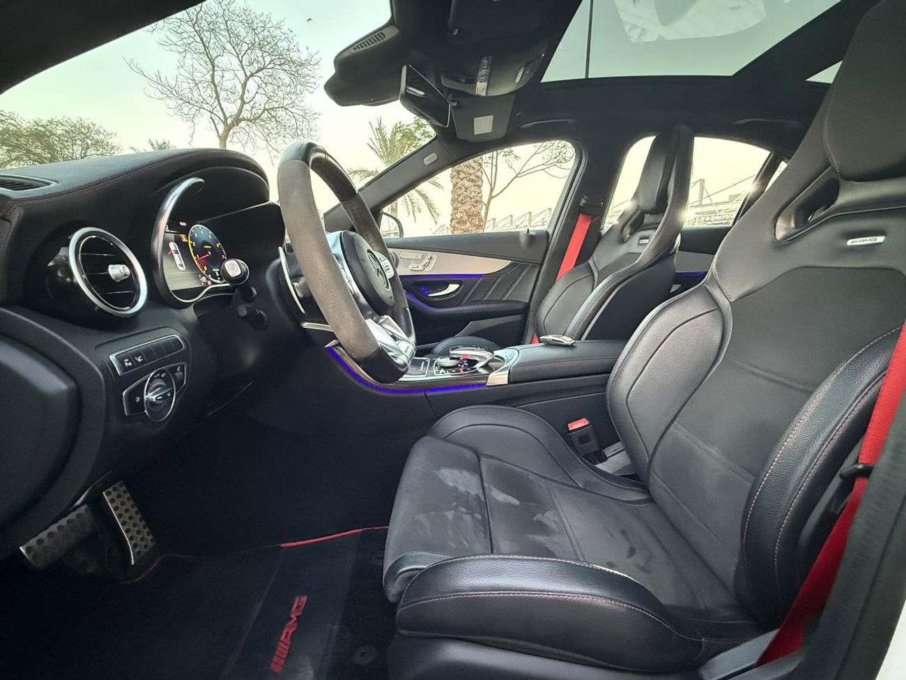 Mercedes-Benz C 43 AMG Std 3.0L MERCEDES BENZ C43 AMG 2021 EDITION AMG SEATS FULL OPTION IN VERY LOW MILEAGE WITH ONE YEAR