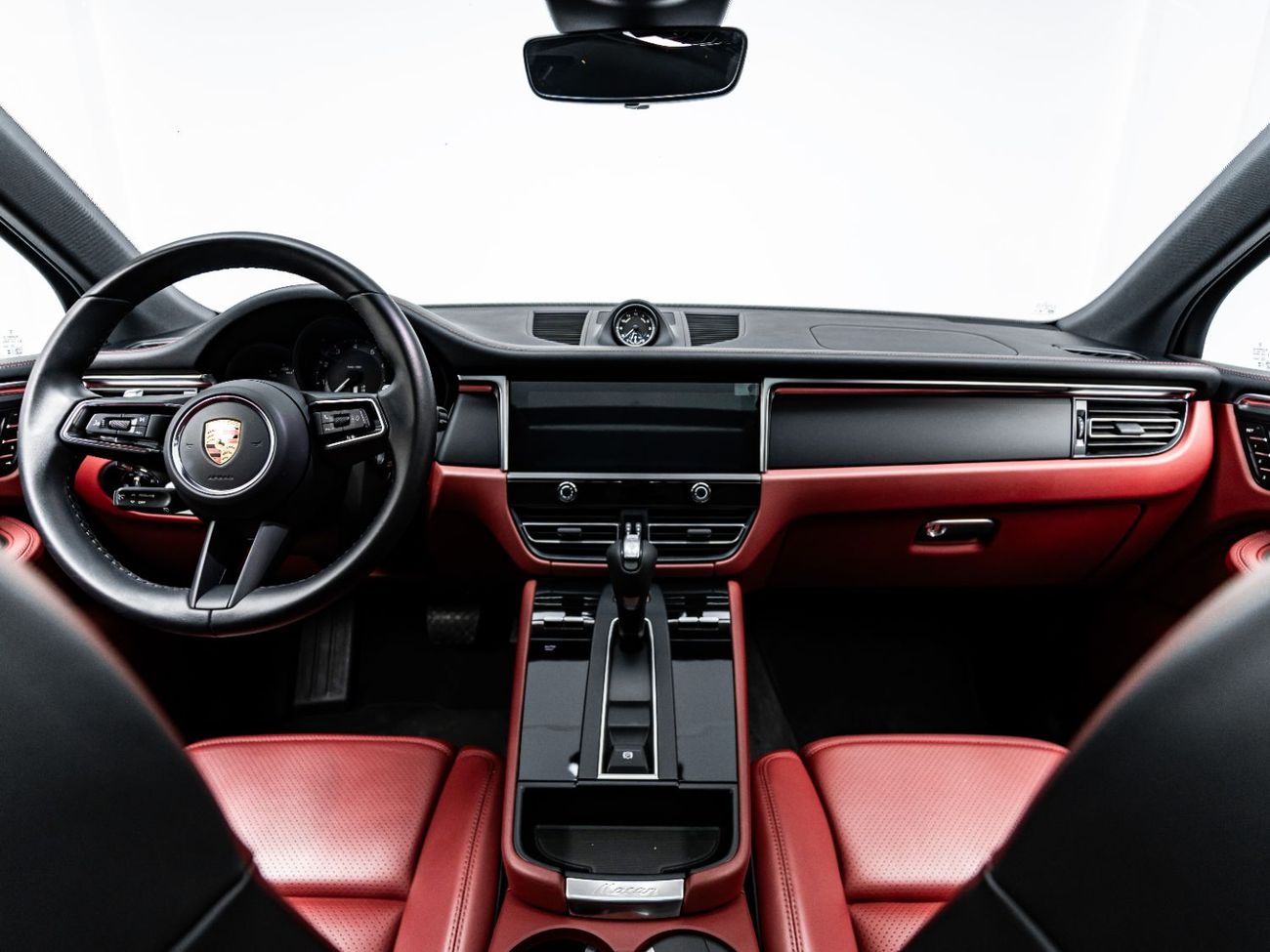 بورش ماكان Std 2.0L (252 HP)