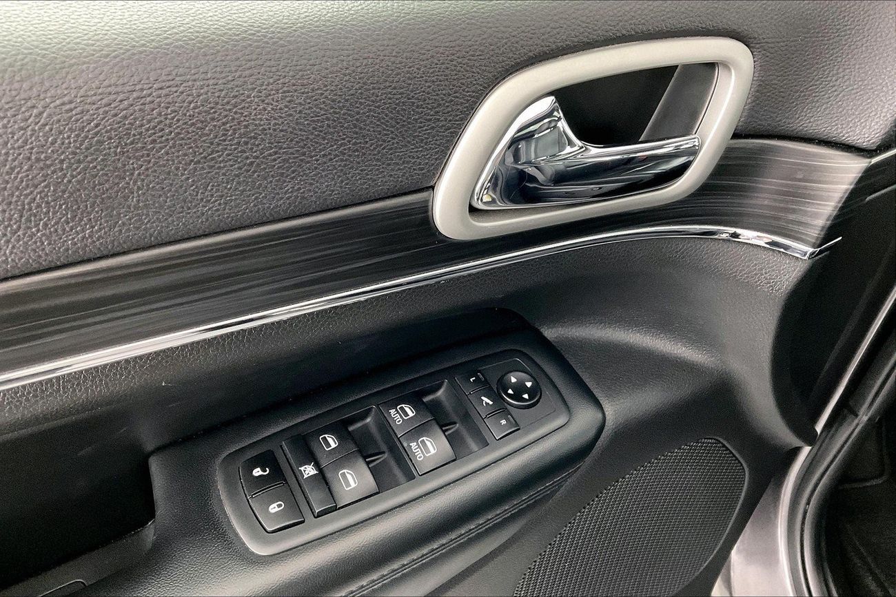 Volvo XC90 T6 R Design | 1 year free warranty | 0 Down Payment