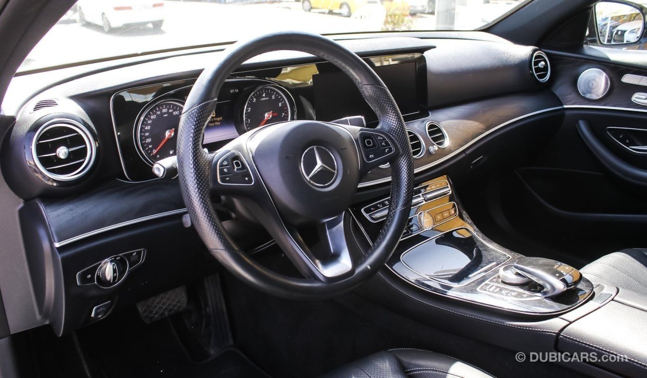 Mercedes-Benz E300 4 Matic