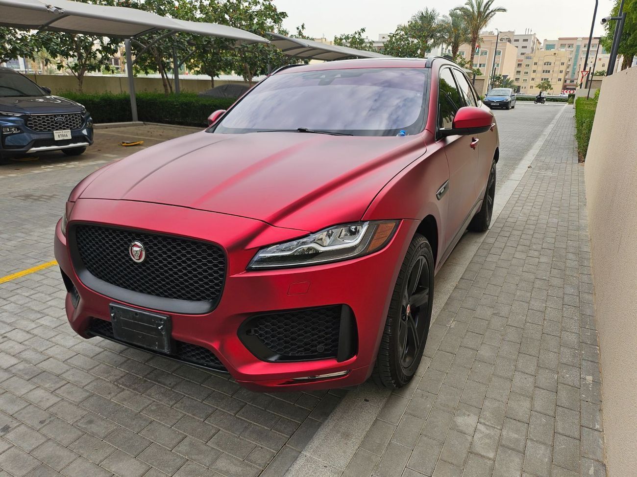 جاكوار F بيس فخامة لا تقاوم! جاكوار F-Pace موديل 2018 | فول أوبشن | فتحة بانوراما – بحالة الوكالة!
