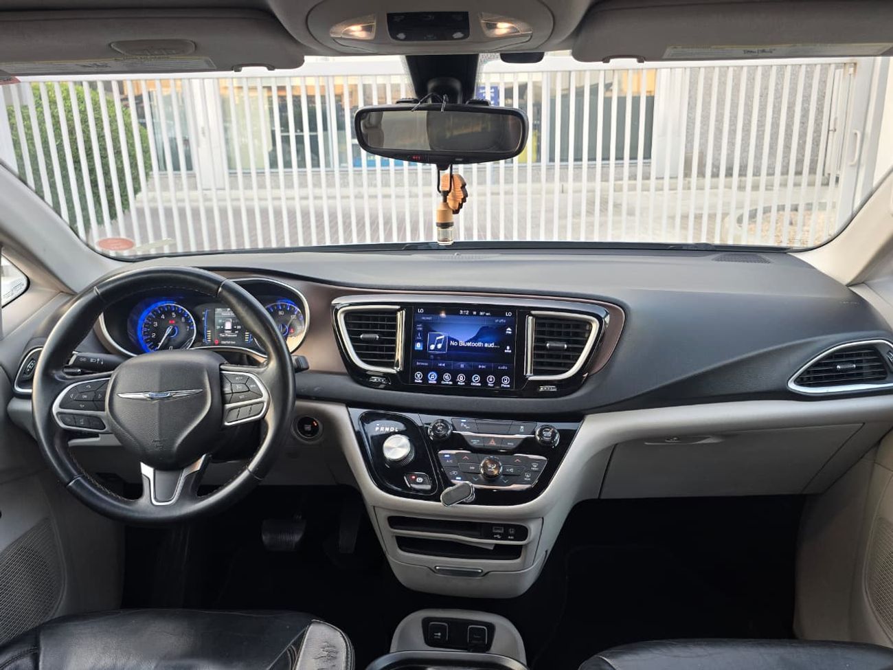 كرايسلر باسيفيكا Limited 3.6L