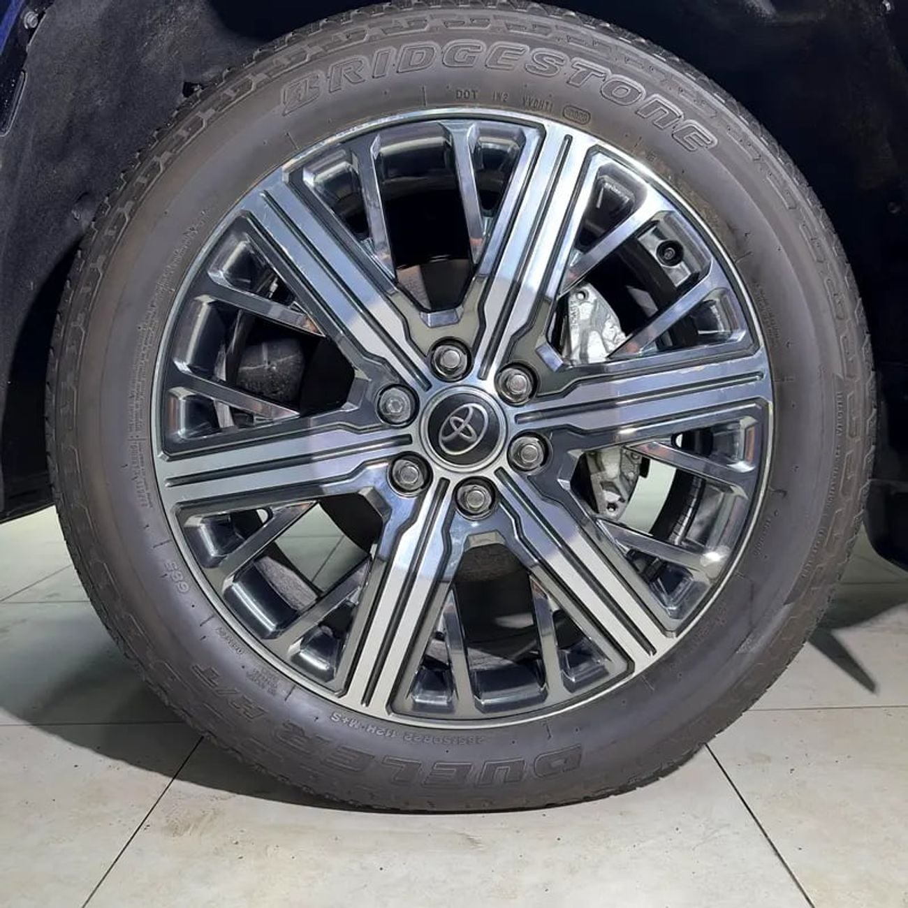 تويوتا سيكويا CAPSTONE HYBRID