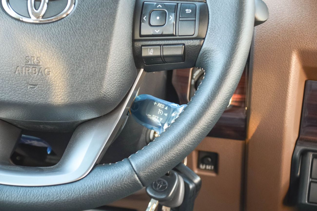 Toyota Land Cruiser 70 TOYOTA LAND CRUISER 76 2.8L 4WD DIESEL PICKUP 2025 | FULL OPTION