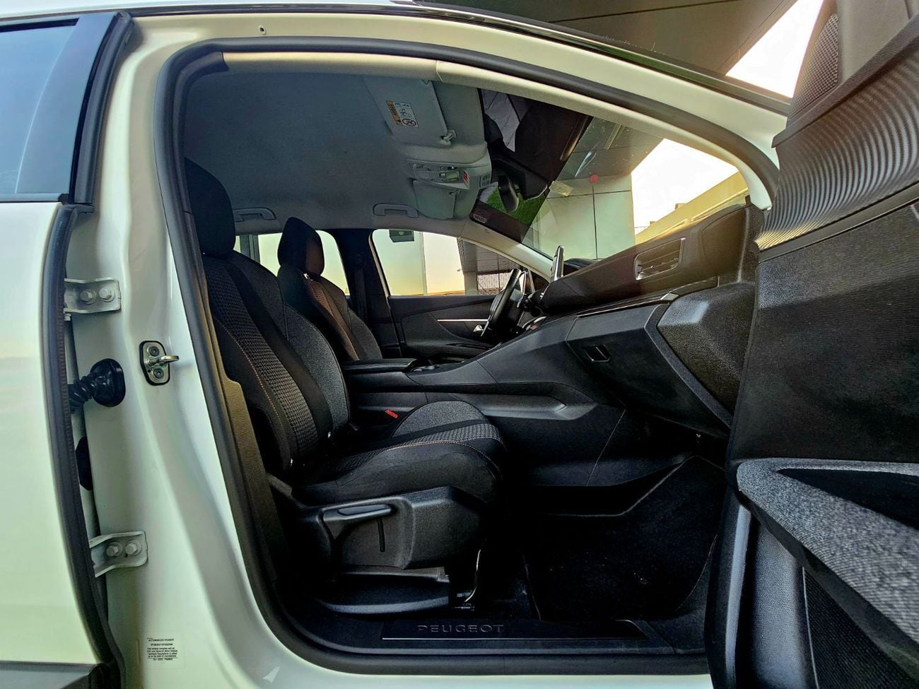 Peugeot 3008 / 1.6 V4/ ORIGINAL PAINT/ SINGLE OWNER/ LOW KMS