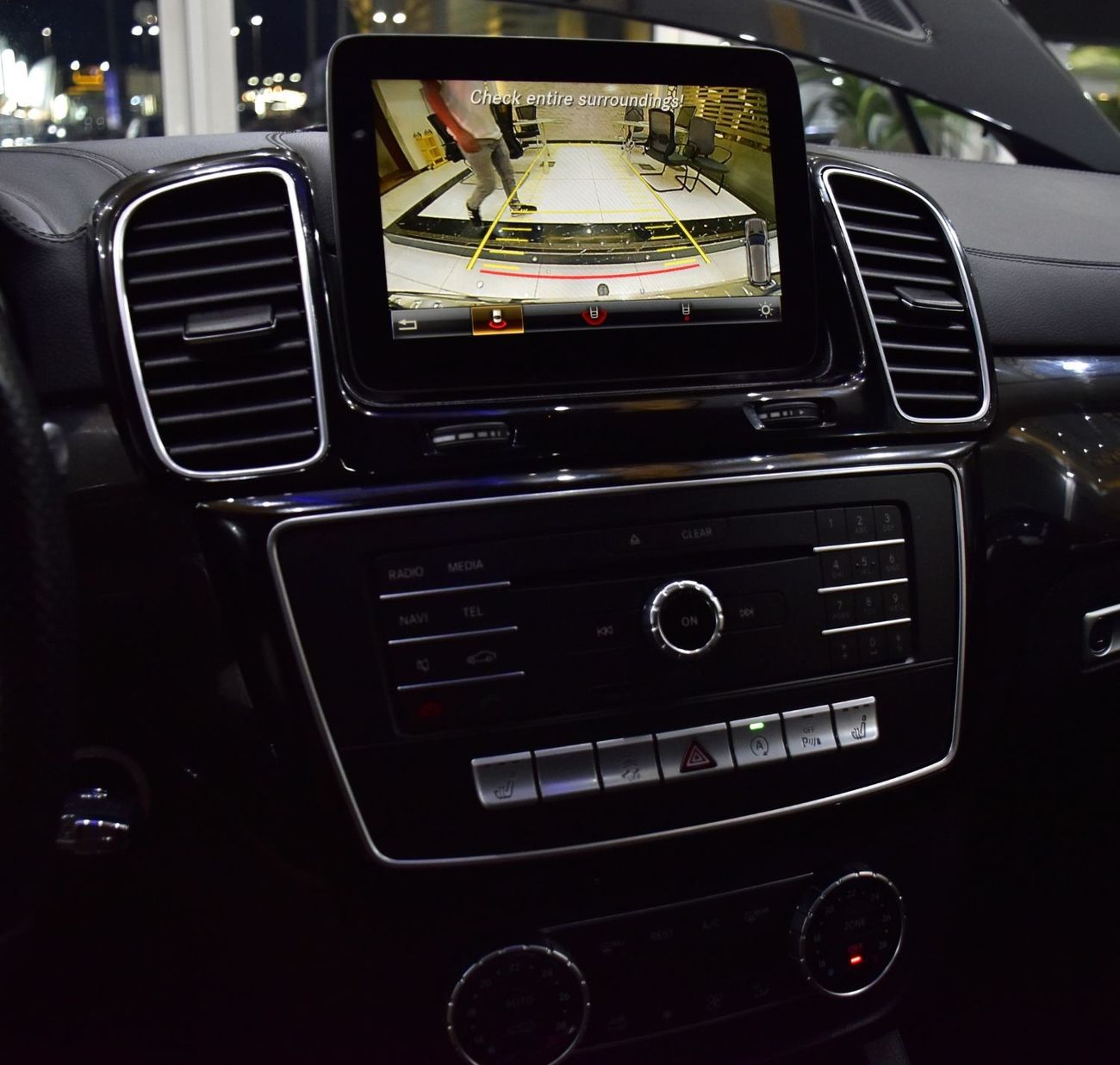 مرسيدس بنز GLS 350 EXCELLENT DEAL for our Mercedes Benz GLS 350d 4Matic ( 2016 Model ) in Black Color European Specs