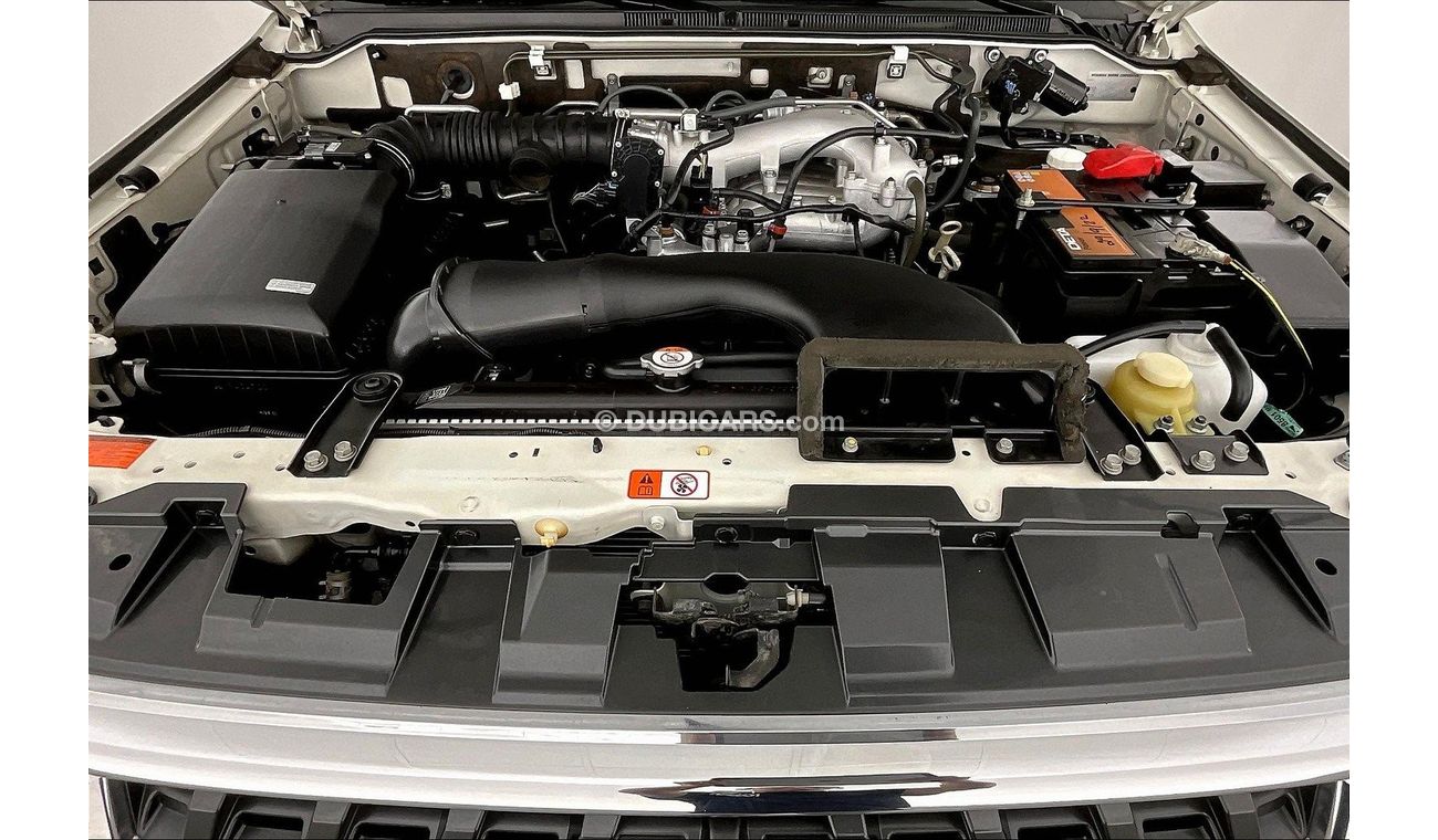 ميتسوبيشي باجيرو GLS Midline